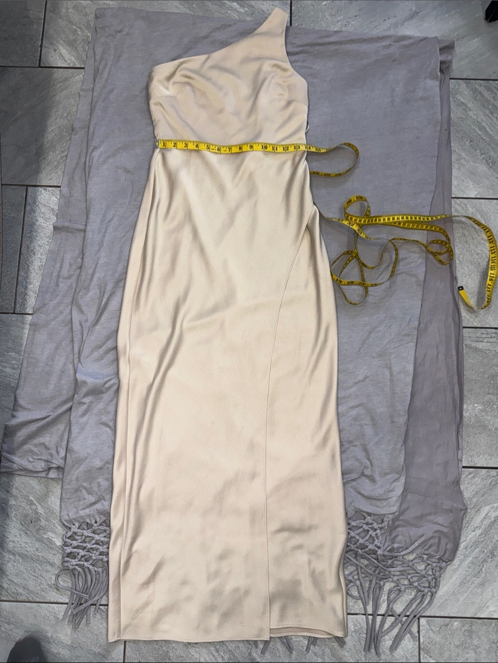 Elegant One-Shoulder Midi Dress with slit